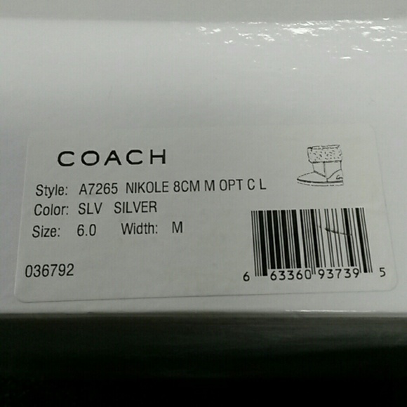 Coach boots fur inside to keep you warm - Picture 2 of 2